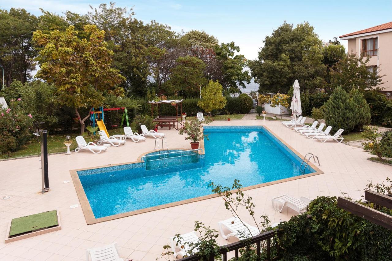 Ferienwohnung Aparthouse Paradise Bay Sosopol Exterior foto