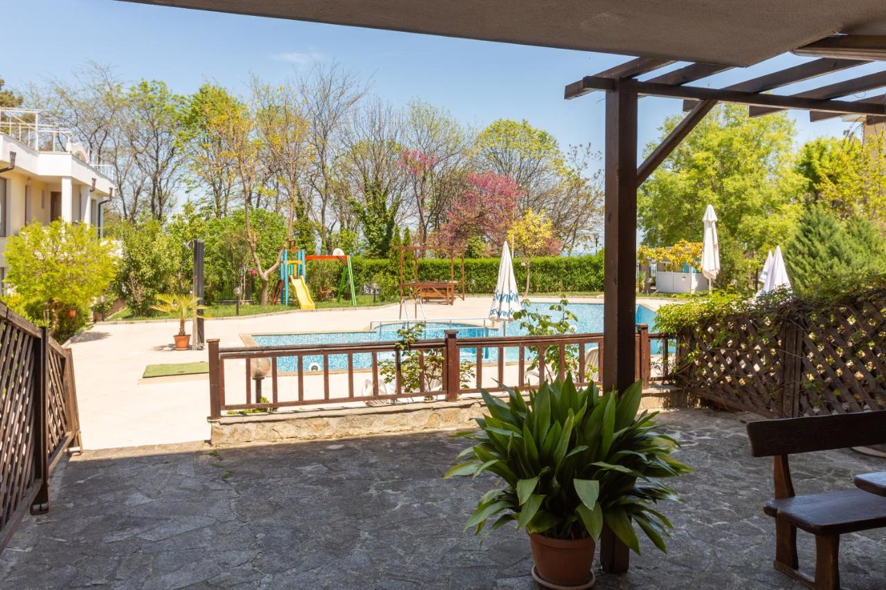 Ferienwohnung Aparthouse Paradise Bay Sosopol Exterior foto
