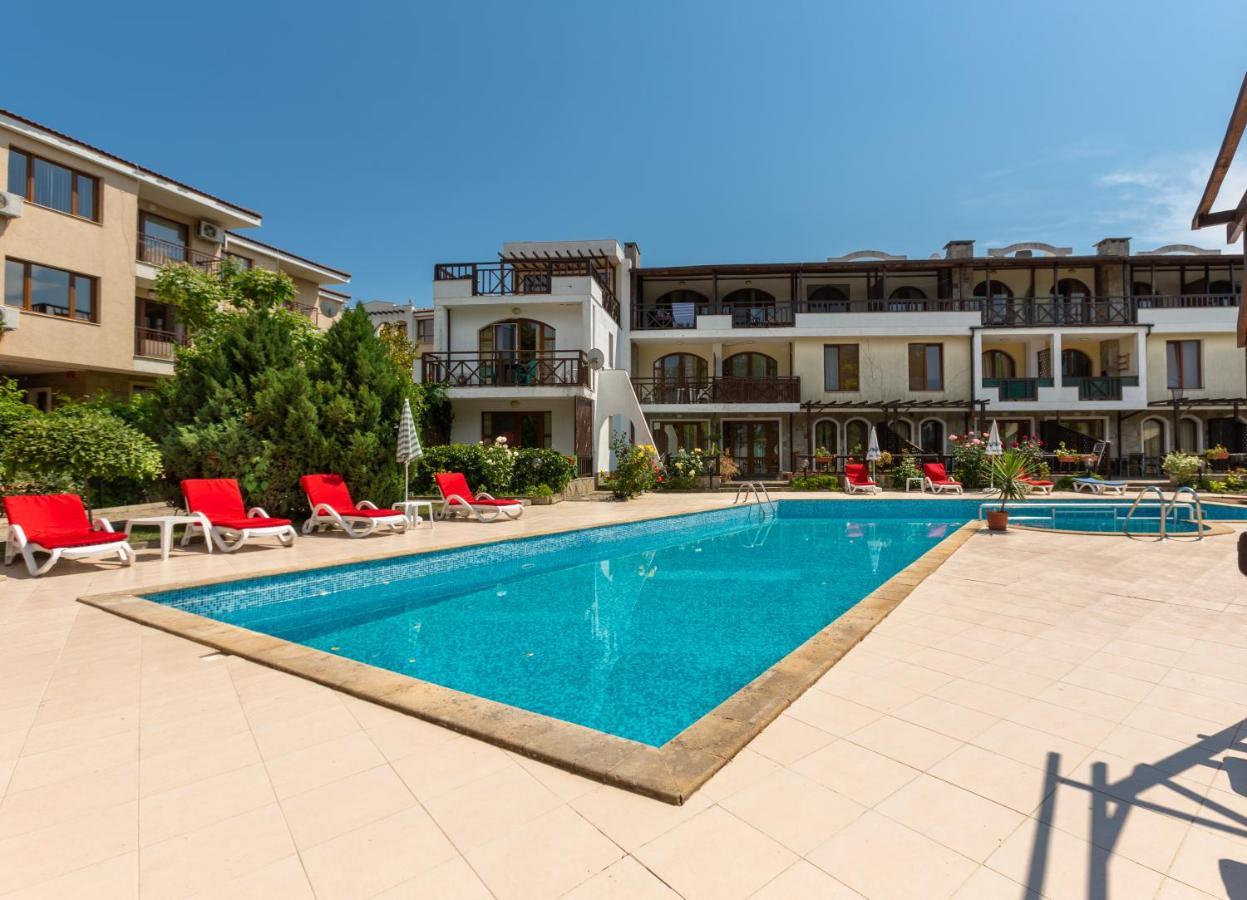 Ferienwohnung Aparthouse Paradise Bay Sosopol Exterior foto