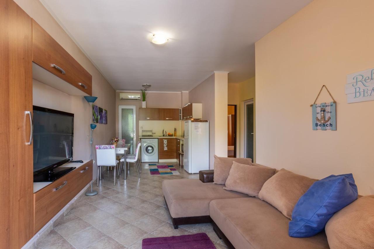 Ferienwohnung Aparthouse Paradise Bay Sosopol Exterior foto