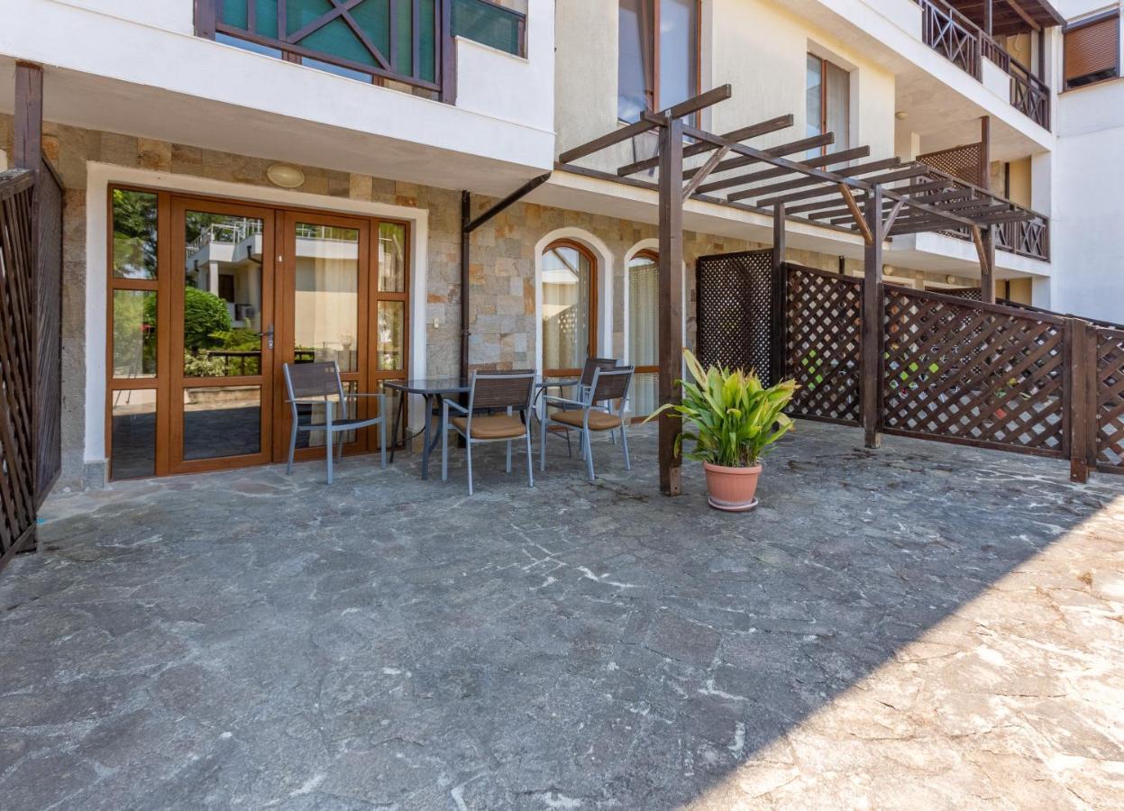 Ferienwohnung Aparthouse Paradise Bay Sosopol Exterior foto