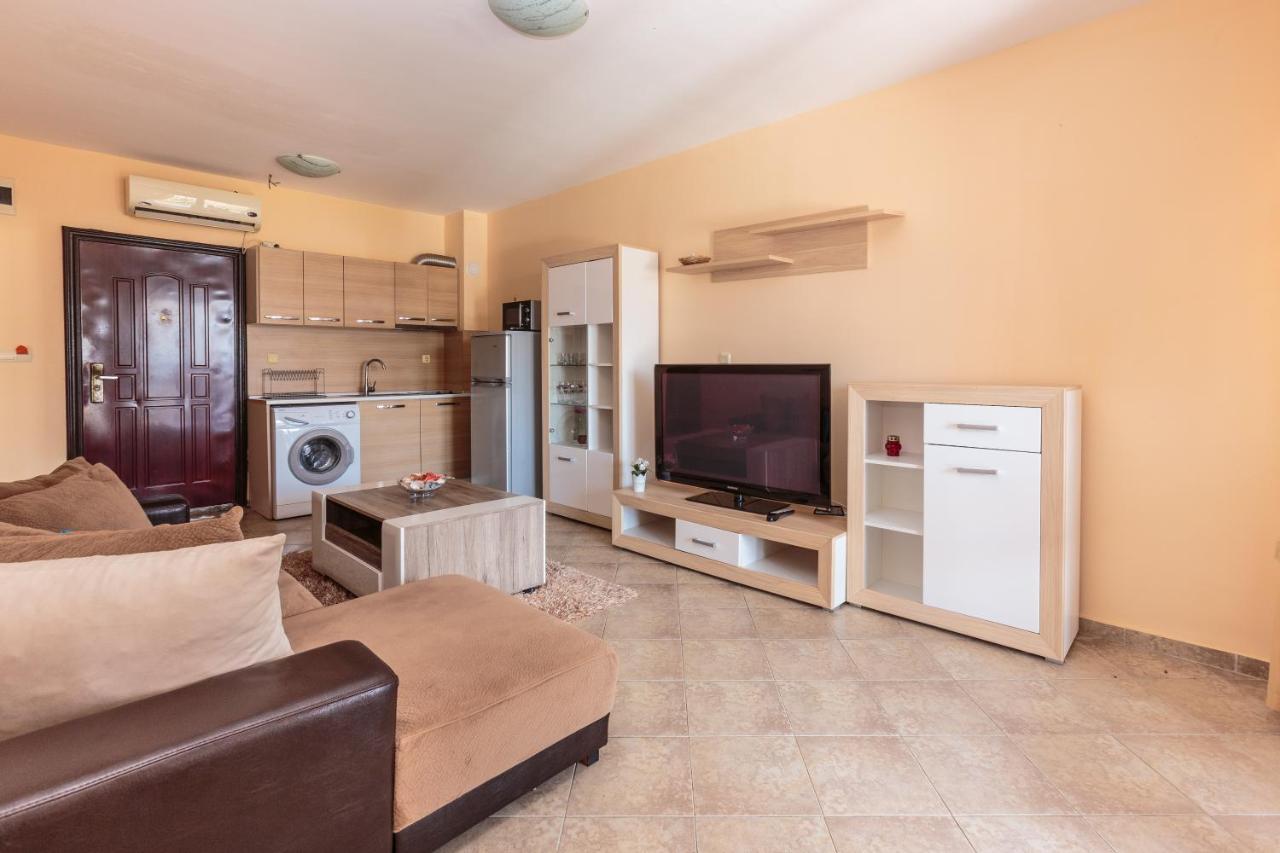 Ferienwohnung Aparthouse Paradise Bay Sosopol Exterior foto