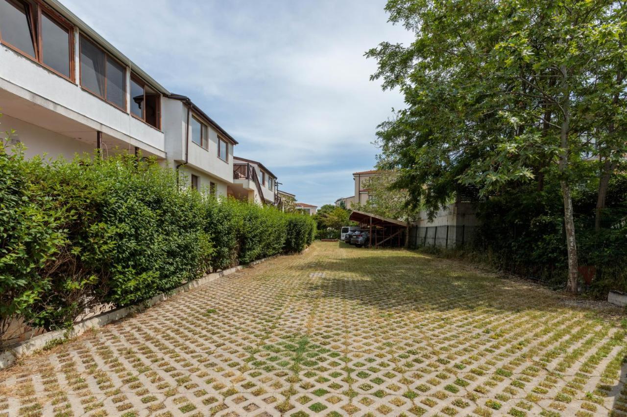 Ferienwohnung Aparthouse Paradise Bay Sosopol Exterior foto