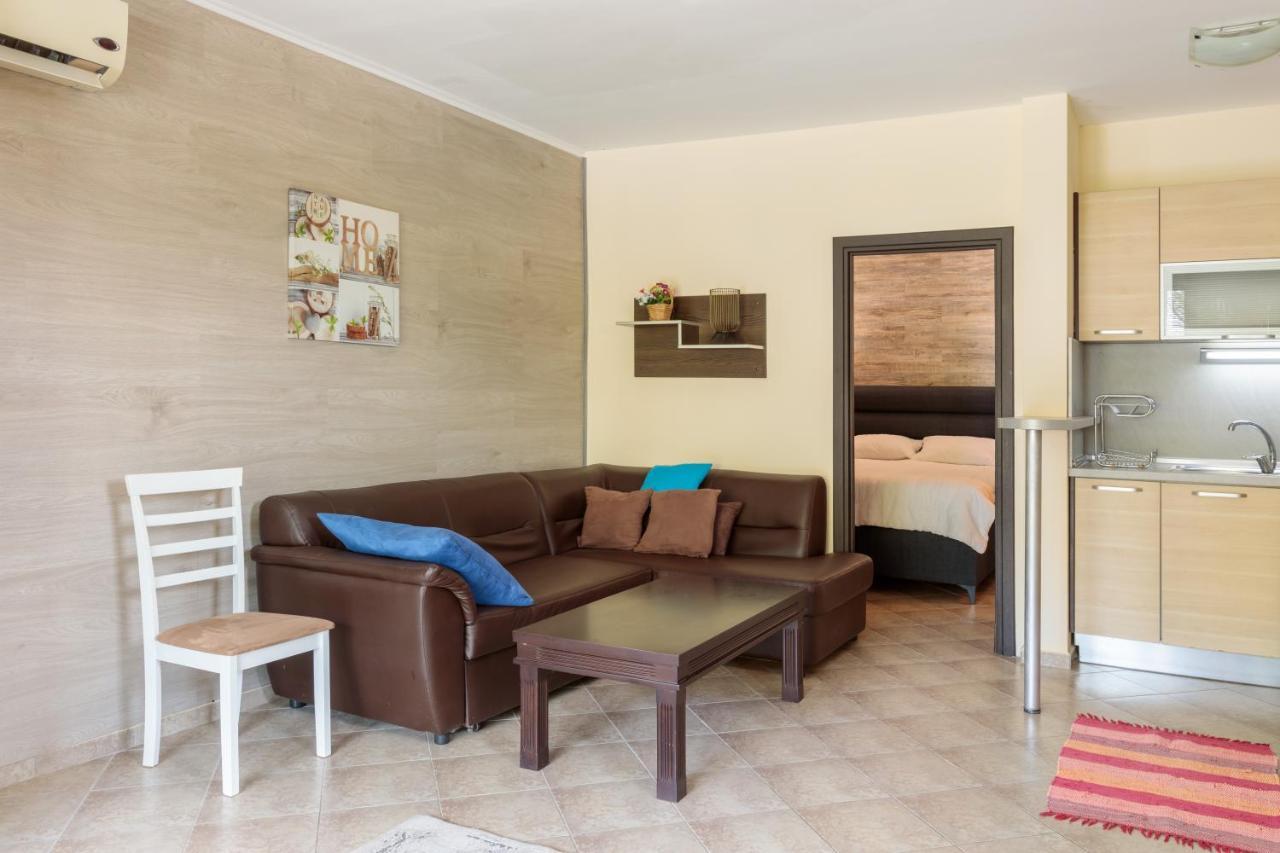 Ferienwohnung Aparthouse Paradise Bay Sosopol Exterior foto