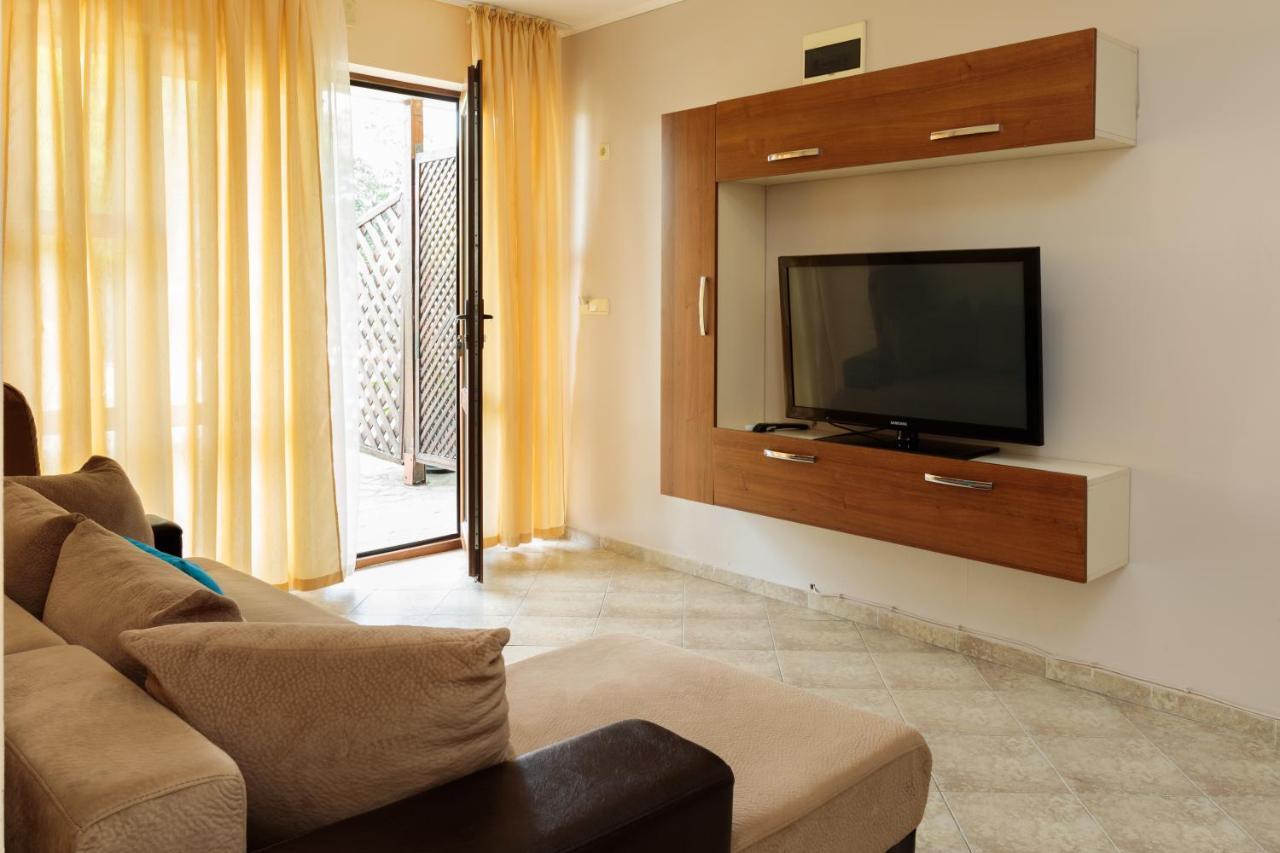 Ferienwohnung Aparthouse Paradise Bay Sosopol Exterior foto