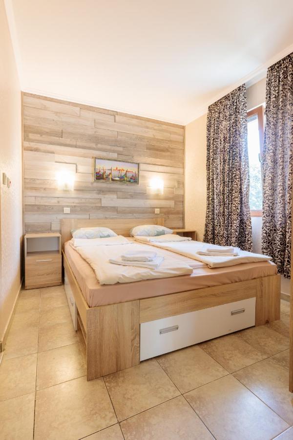 Ferienwohnung Aparthouse Paradise Bay Sosopol Exterior foto