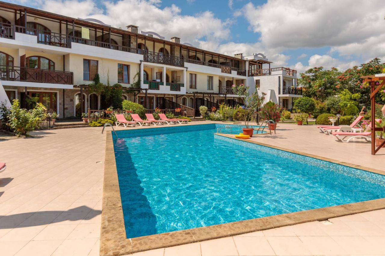 Ferienwohnung Aparthouse Paradise Bay Sosopol Exterior foto